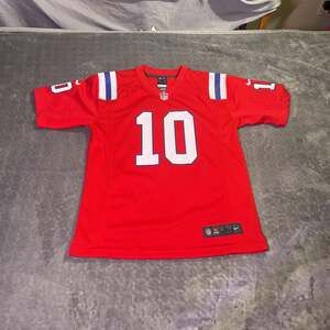 New England Patriots NFL Football Jersey Red #10, Size L